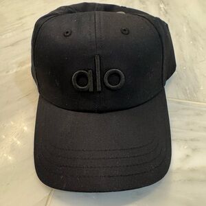 *NEW* ALO Yoga Black Cap